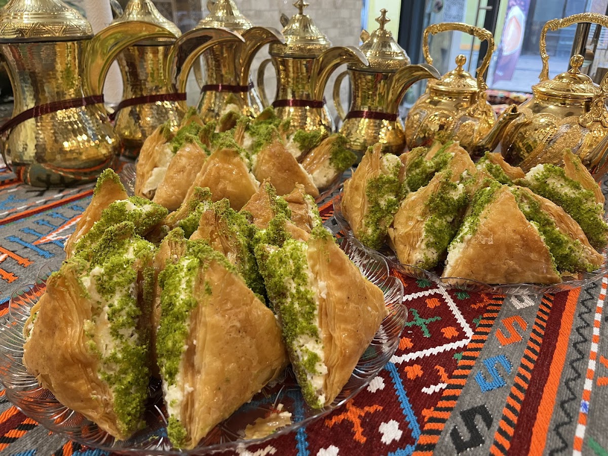 Diamond Pizza معجنات الماس Photo 4