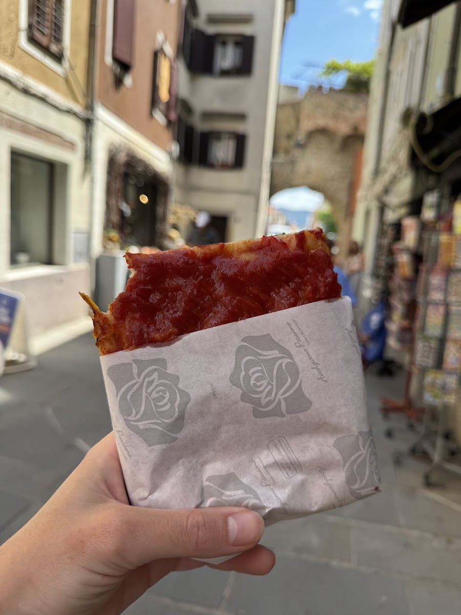 Pizza al taglio Al Puffo Photo 2