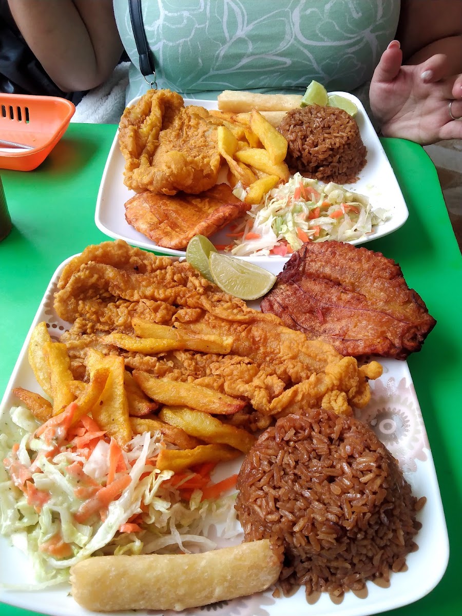 Pescaderia Y Restaurante Chorotes Del Pacifico