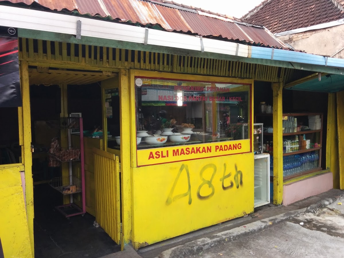 Rumah Makan Padang Tuah Saiyo