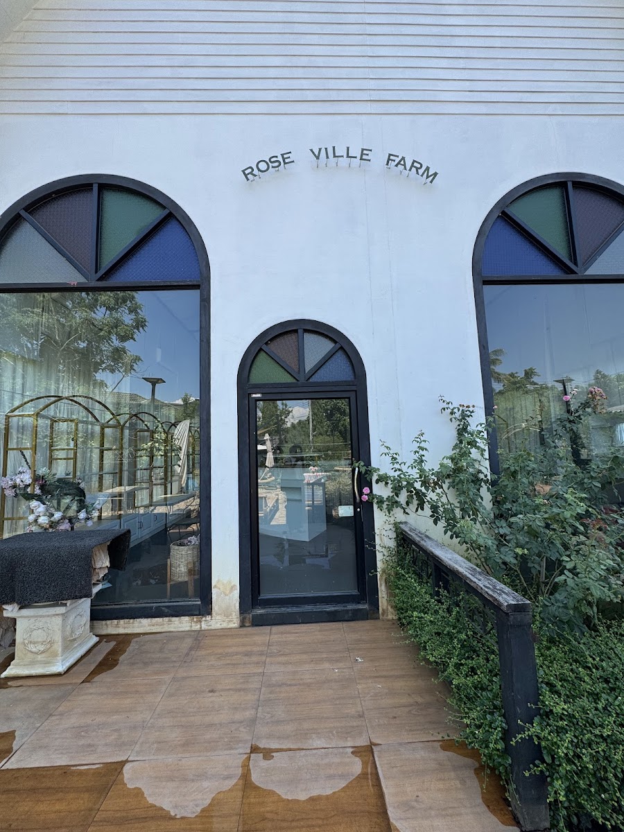 Rose Ville Farm