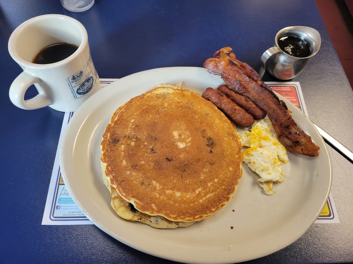 Rich's Cafe New Haven Photo 2