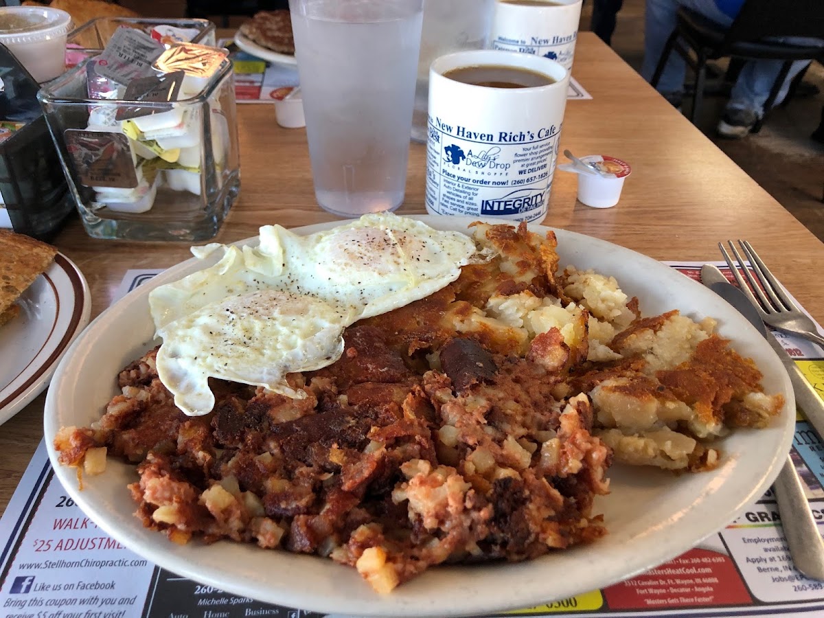Rich's Cafe New Haven Photo 8