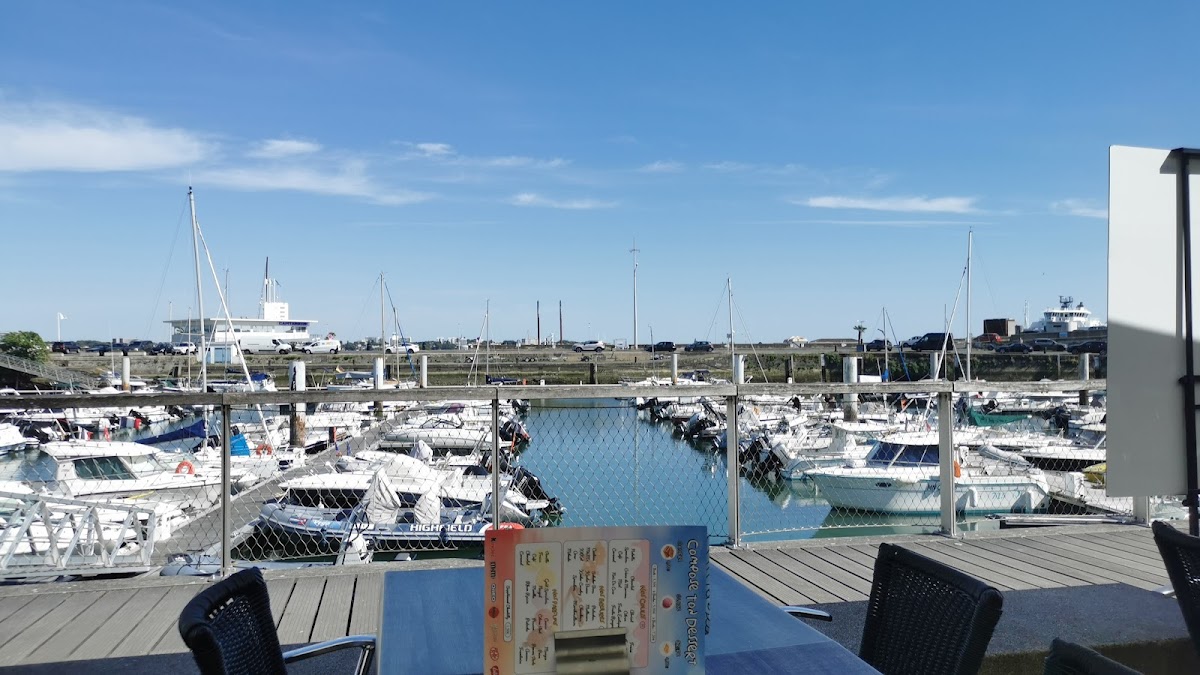 Les Voiles Blanches Photo 4