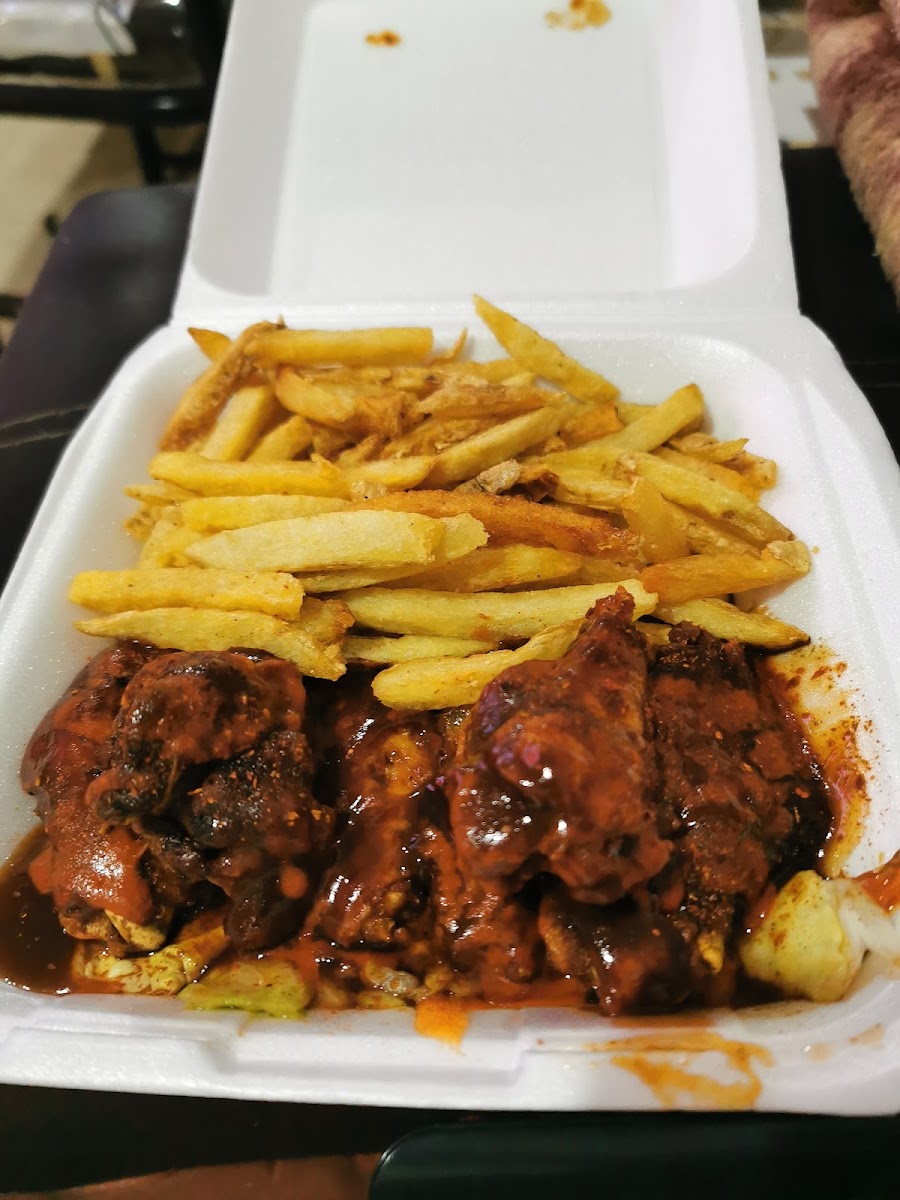 ALITAS & PAPAS Photo 2