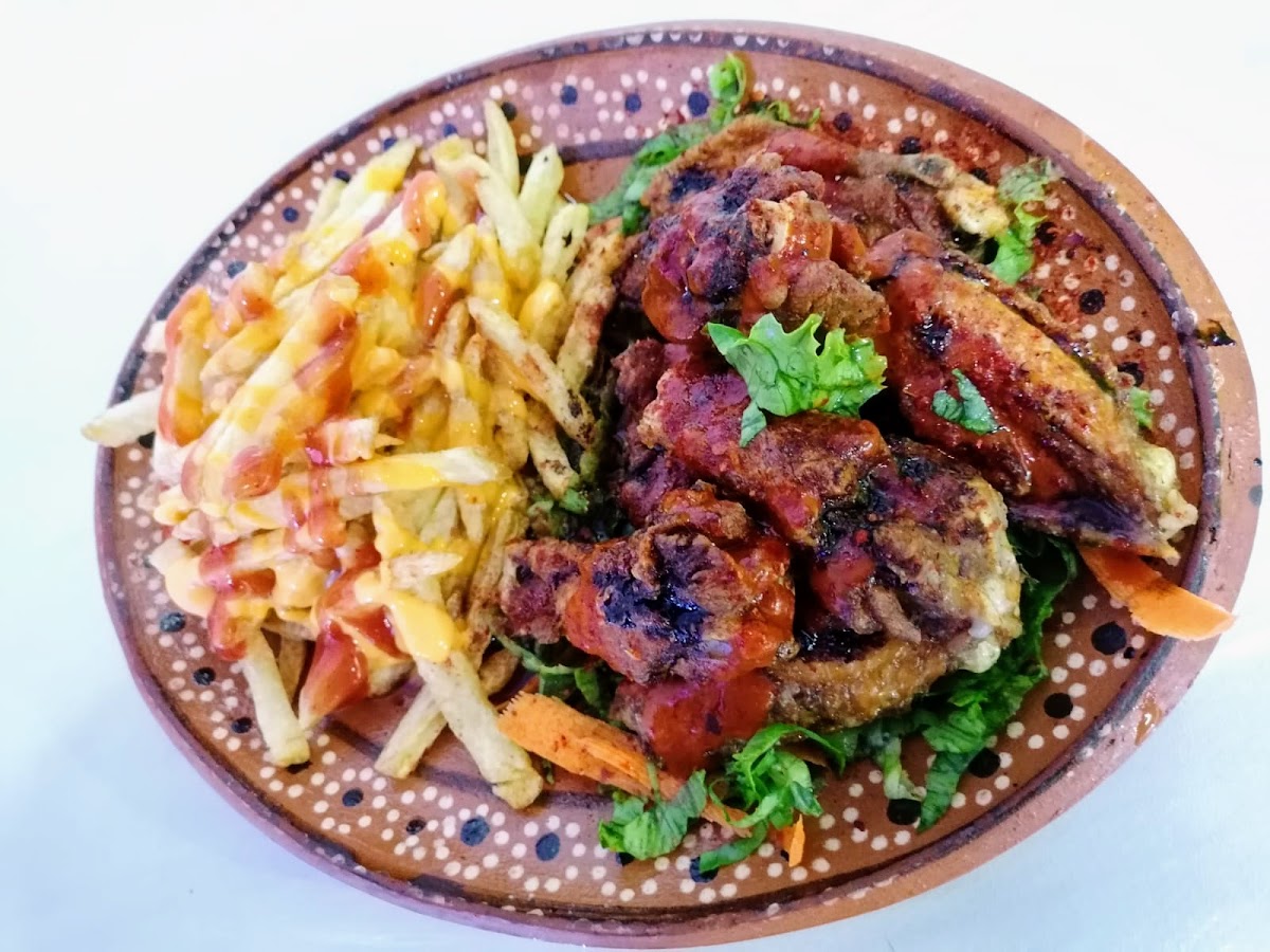 ALITAS & PAPAS Photo 6