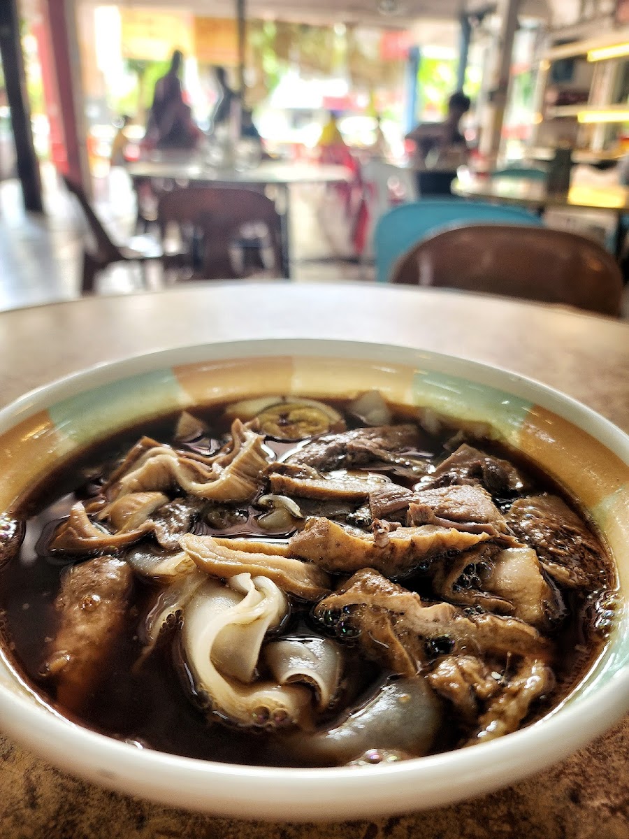 Damai Hawker Centre Photo 5