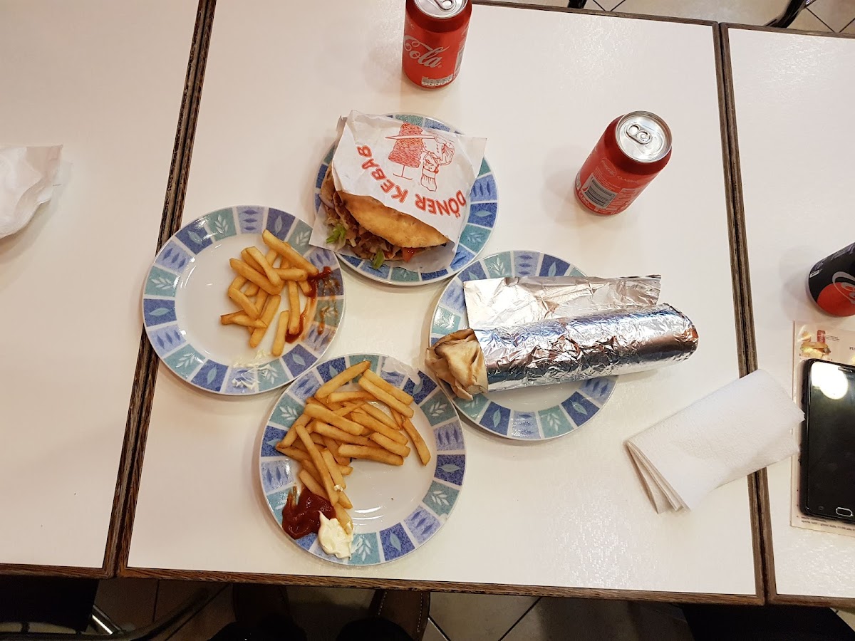Istanbul Kebap Pizzeria Photo 9