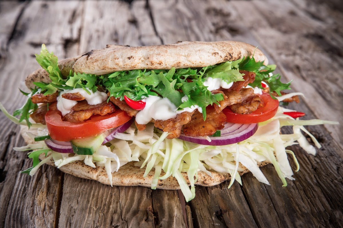 Istanbul Kebap Pizzeria Photo 2