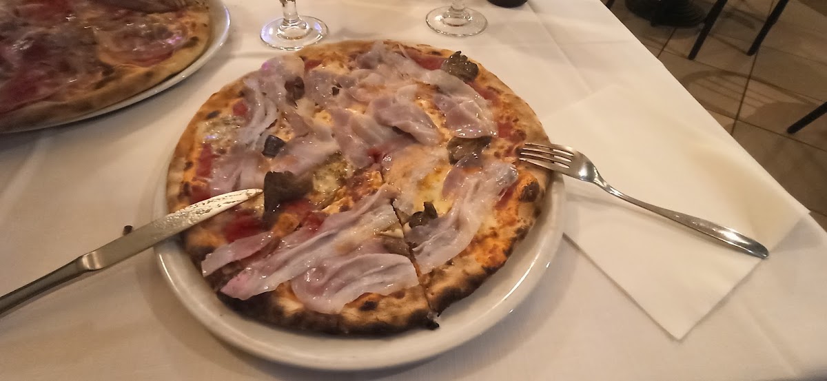 Pizzeria Trattoria Stella Photo 2