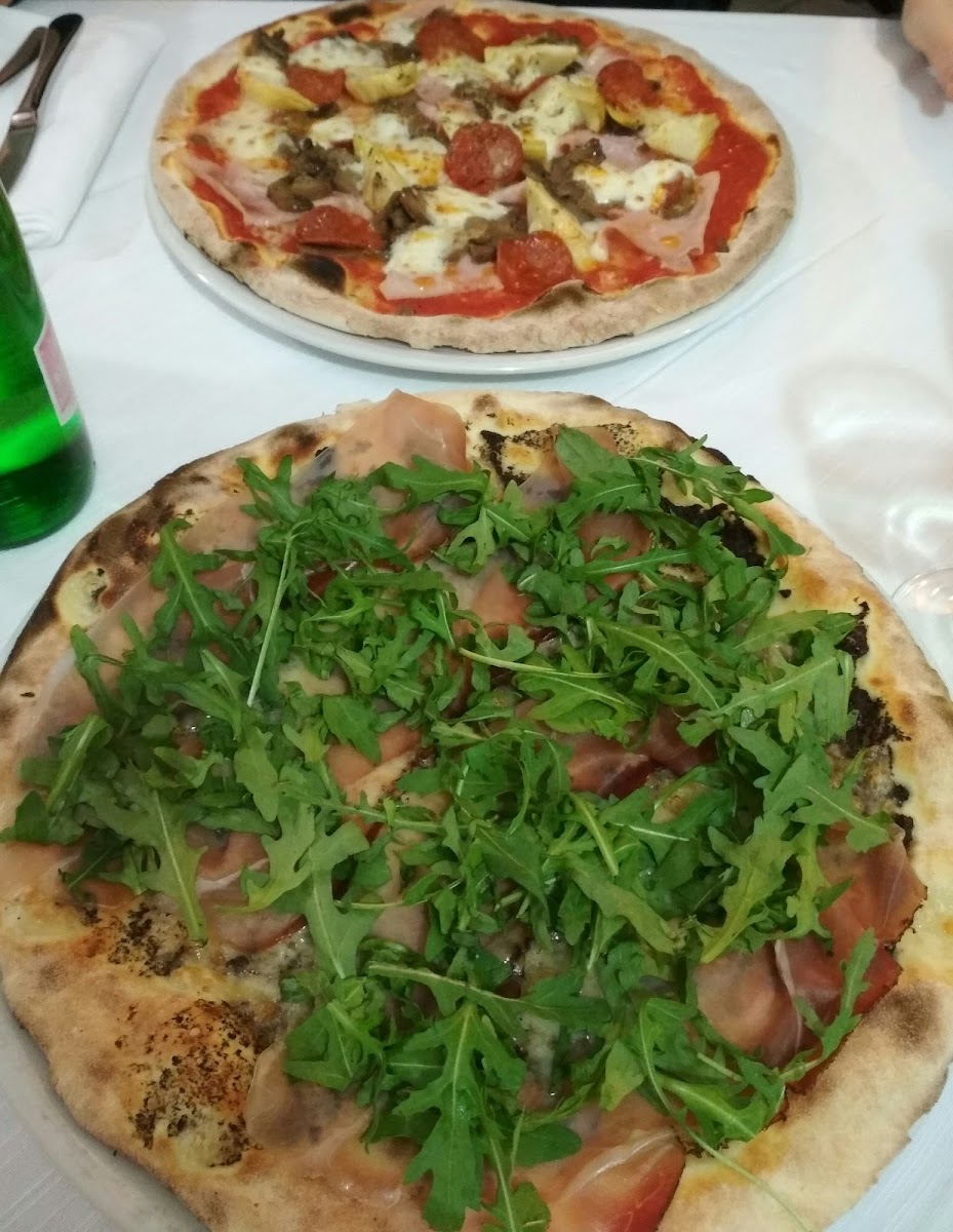Pizzeria Trattoria Stella Photo 8