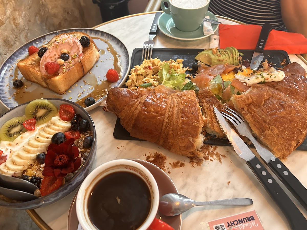 Wonderland Brunchy Louvre/restaurant brunch Photo 10