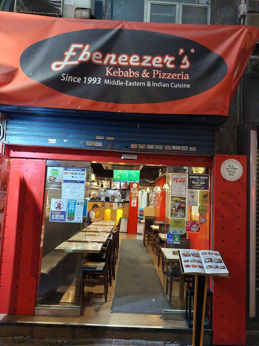 Ebeneezer's Kebabs & Pizzeria Photo 3