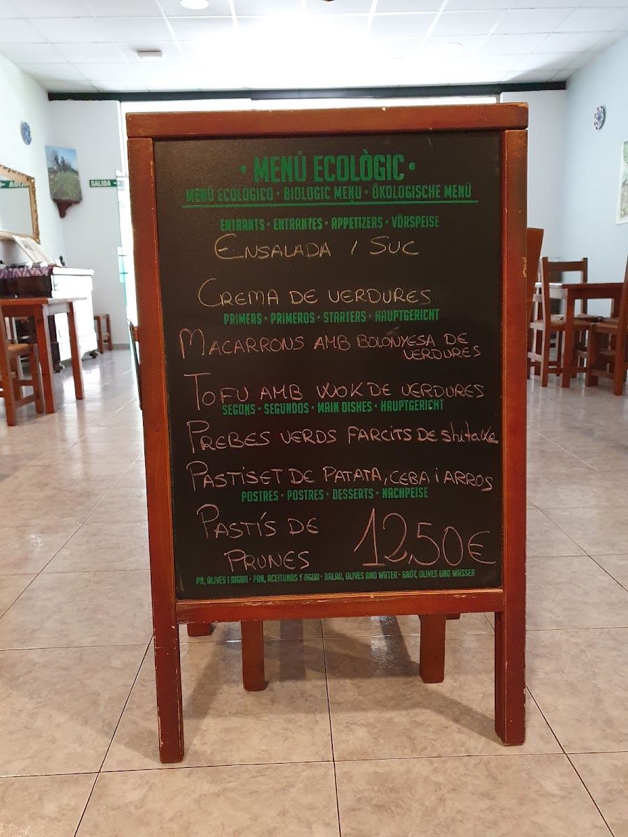 Es Ginebró - Restaurante Vegetariano Photo Menu 6
