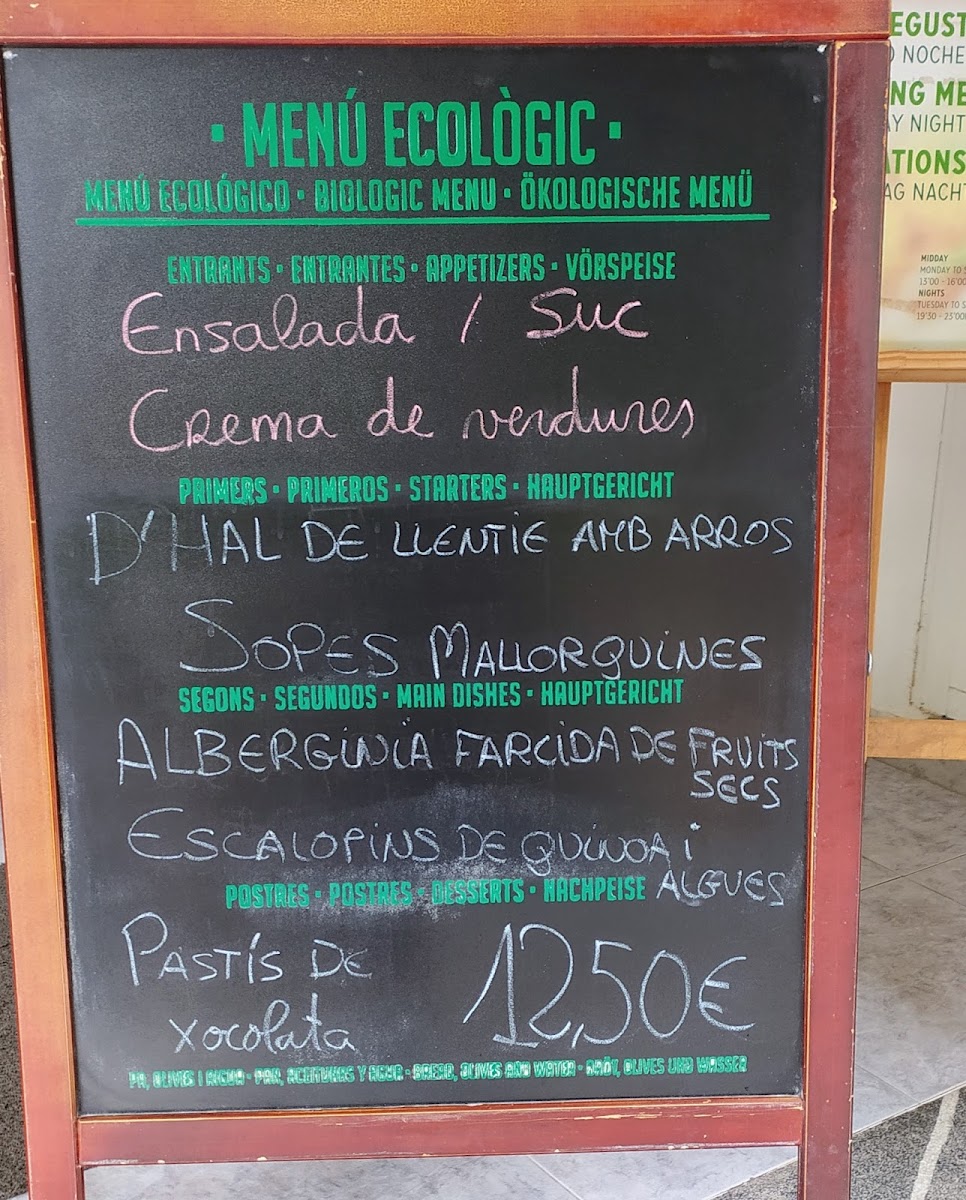 Es Ginebró - Restaurante Vegetariano Photo Menu 8