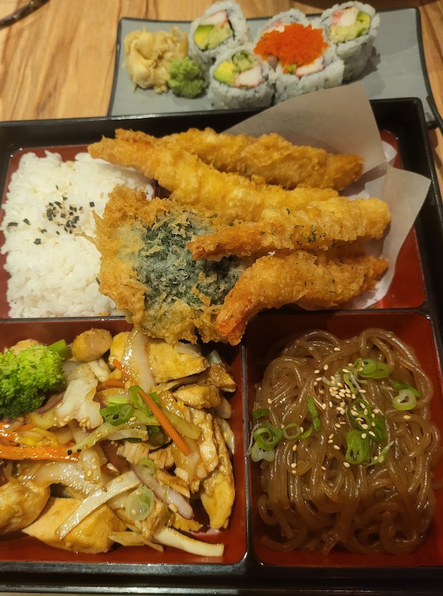 Kibo Sushi House - Sherbourne Photo 8