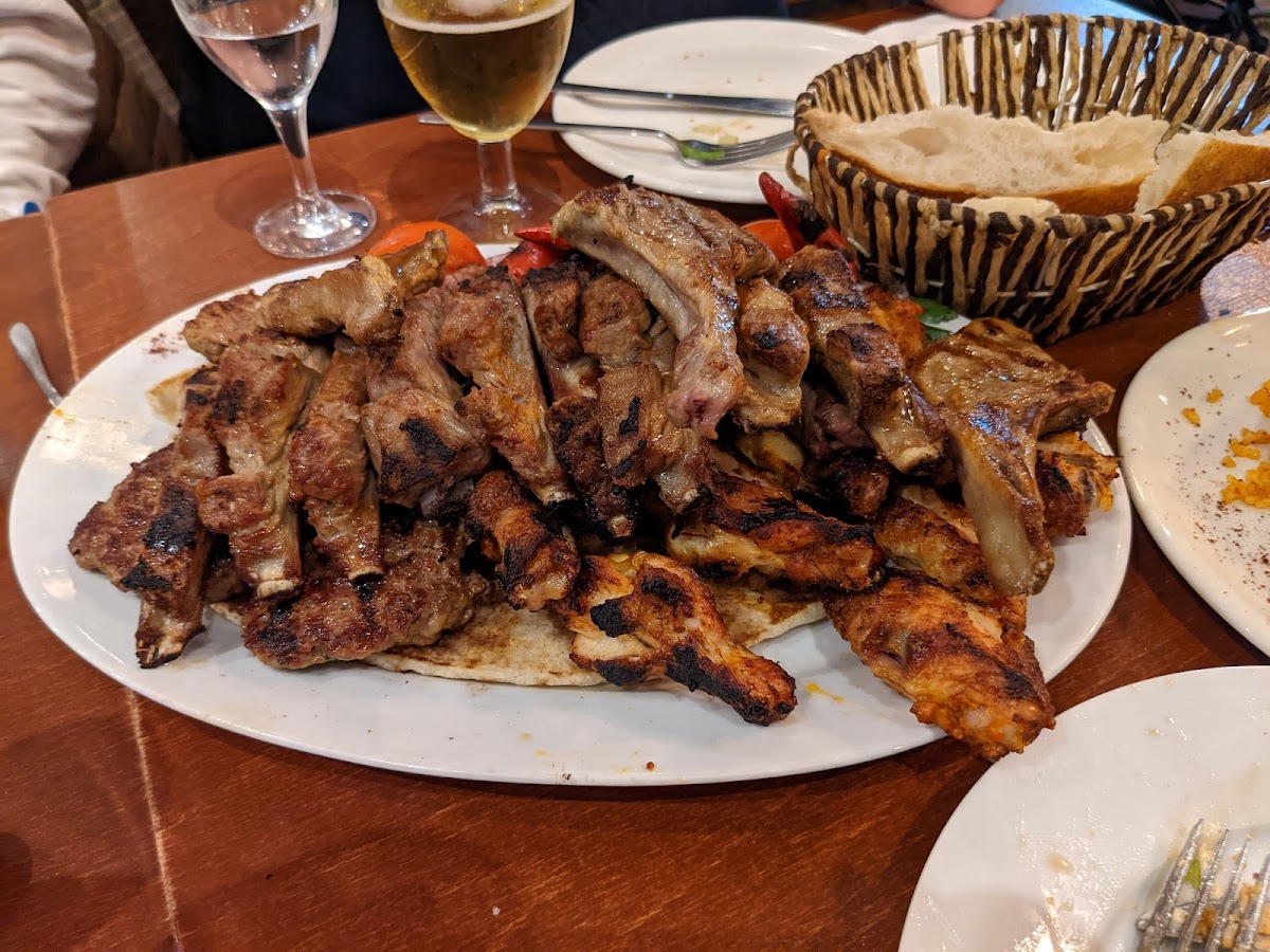 Öz Adana Grillhaus Photo 8