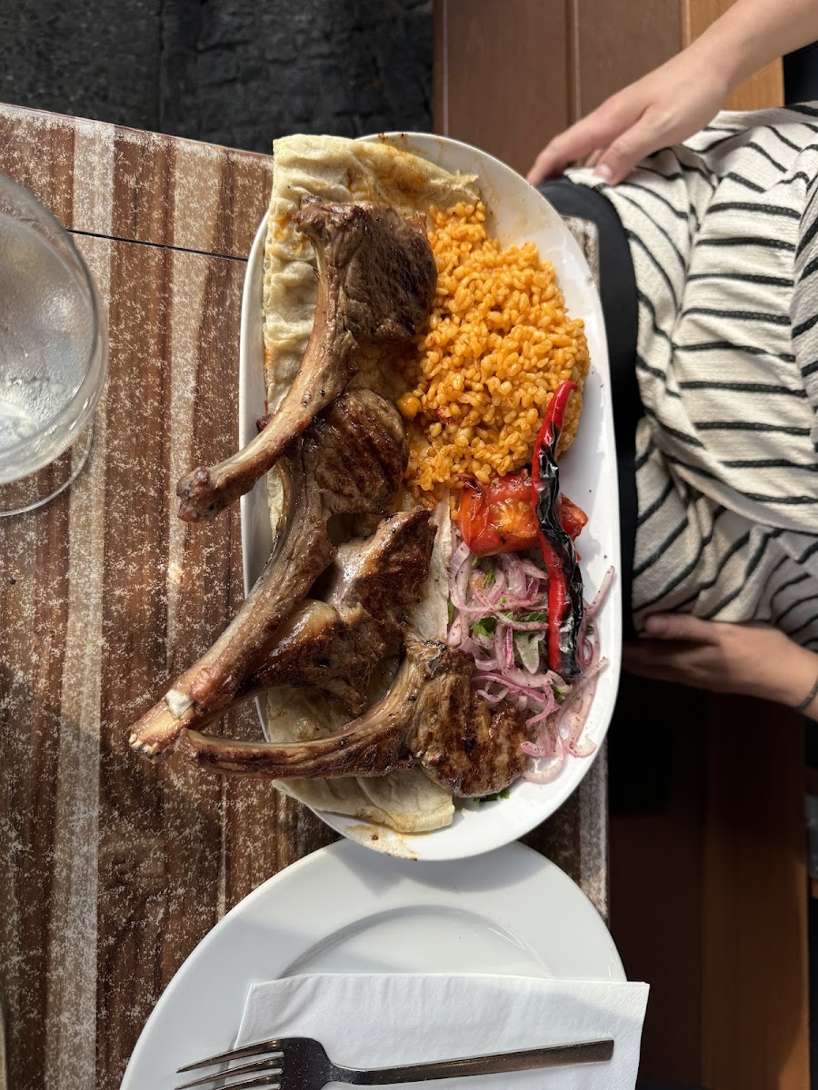 Öz Adana Grillhaus Photo 9