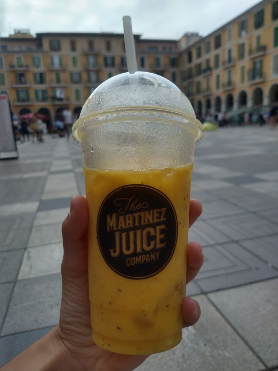 The Martínez Juice Company Photo 9