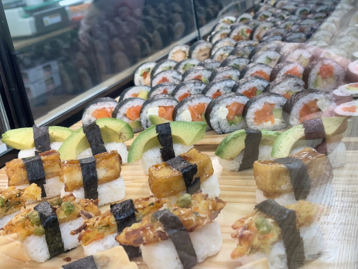 Top Sushi Photo 3