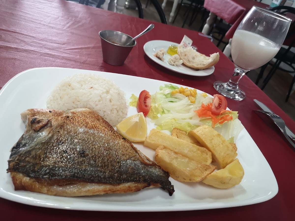 Bar Restaurante Mil Amores Photo 7