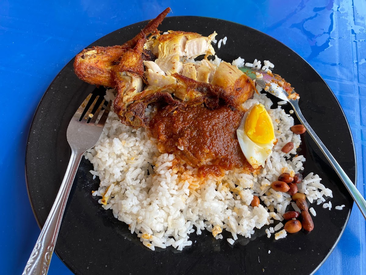 Papa Ganu Corner Photo 8