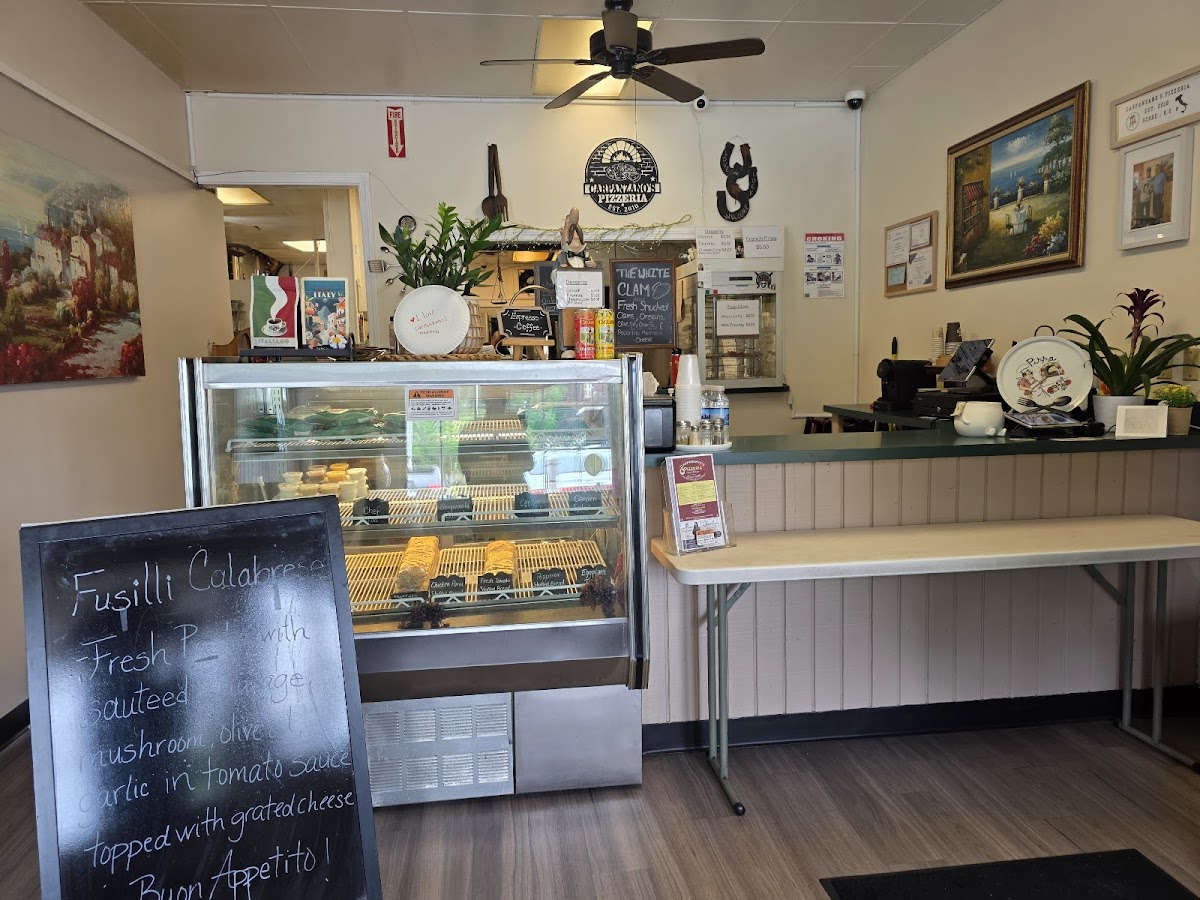 Carpanzano's Pizzeria Photo 3