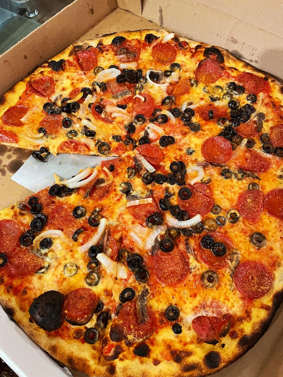 Carpanzano's Pizzeria Photo 8