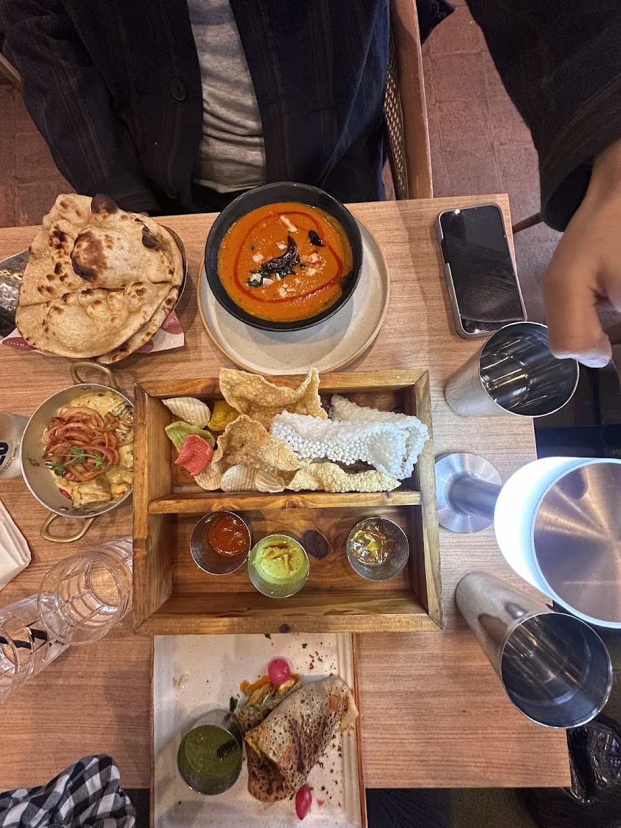 Oorja Indian Dining Photo 5