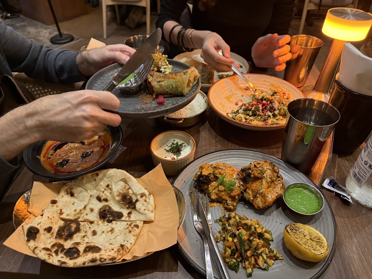 Oorja Indian Dining Photo 9