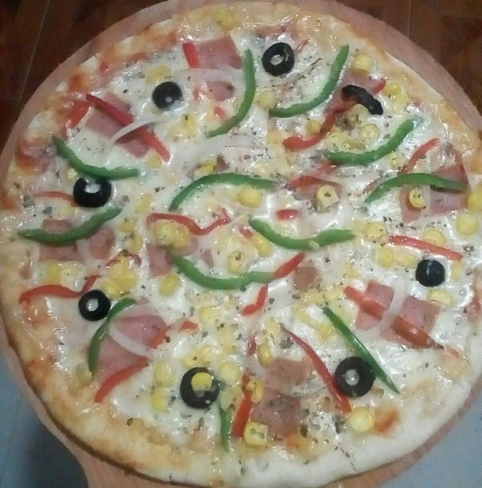 Gustock comidas rápidas y pizzería Photo 5