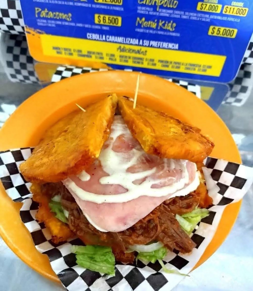 Gustock comidas rápidas y pizzería Photo 8