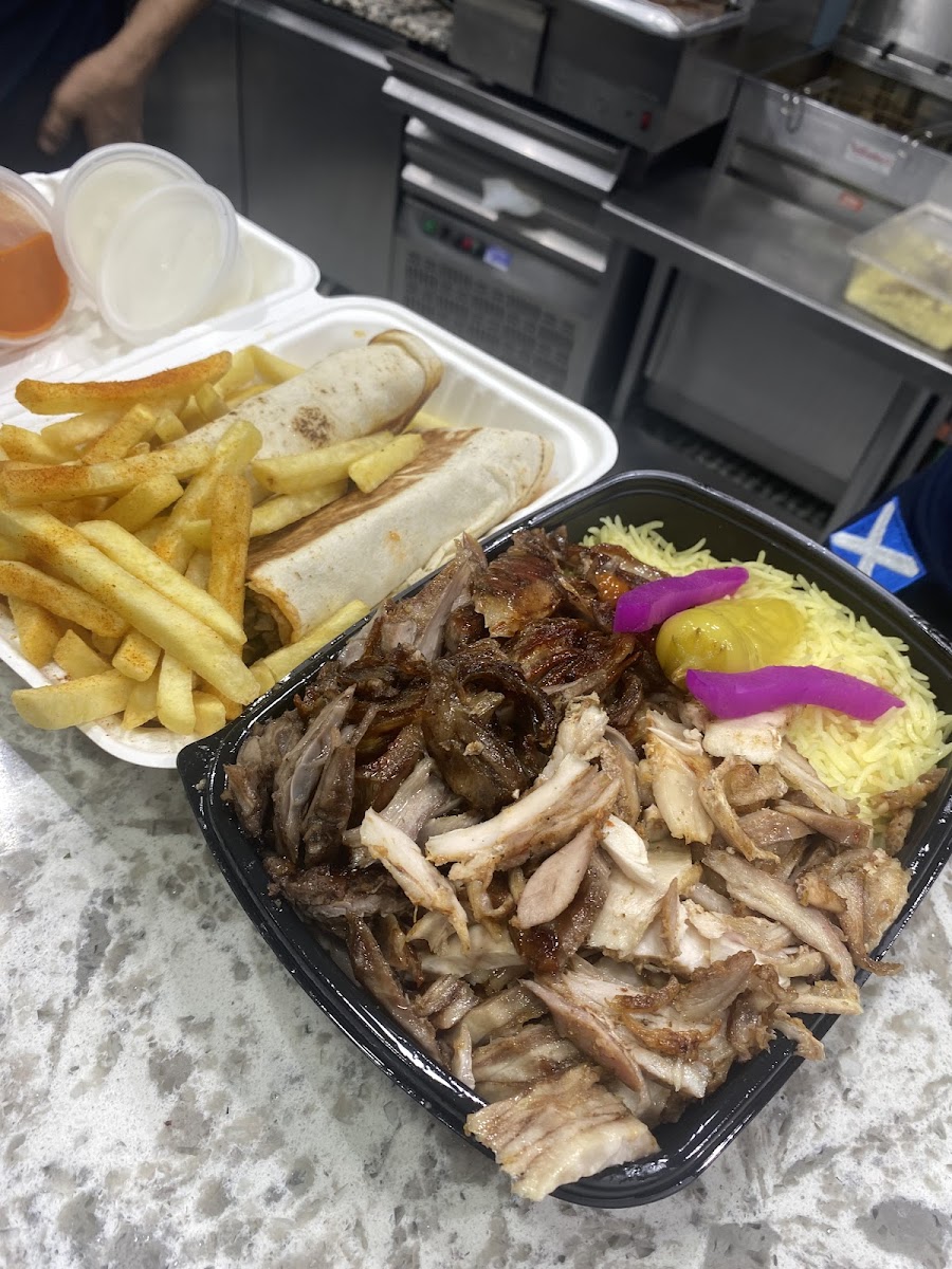 Hajar’s Shawarma King Photo 8