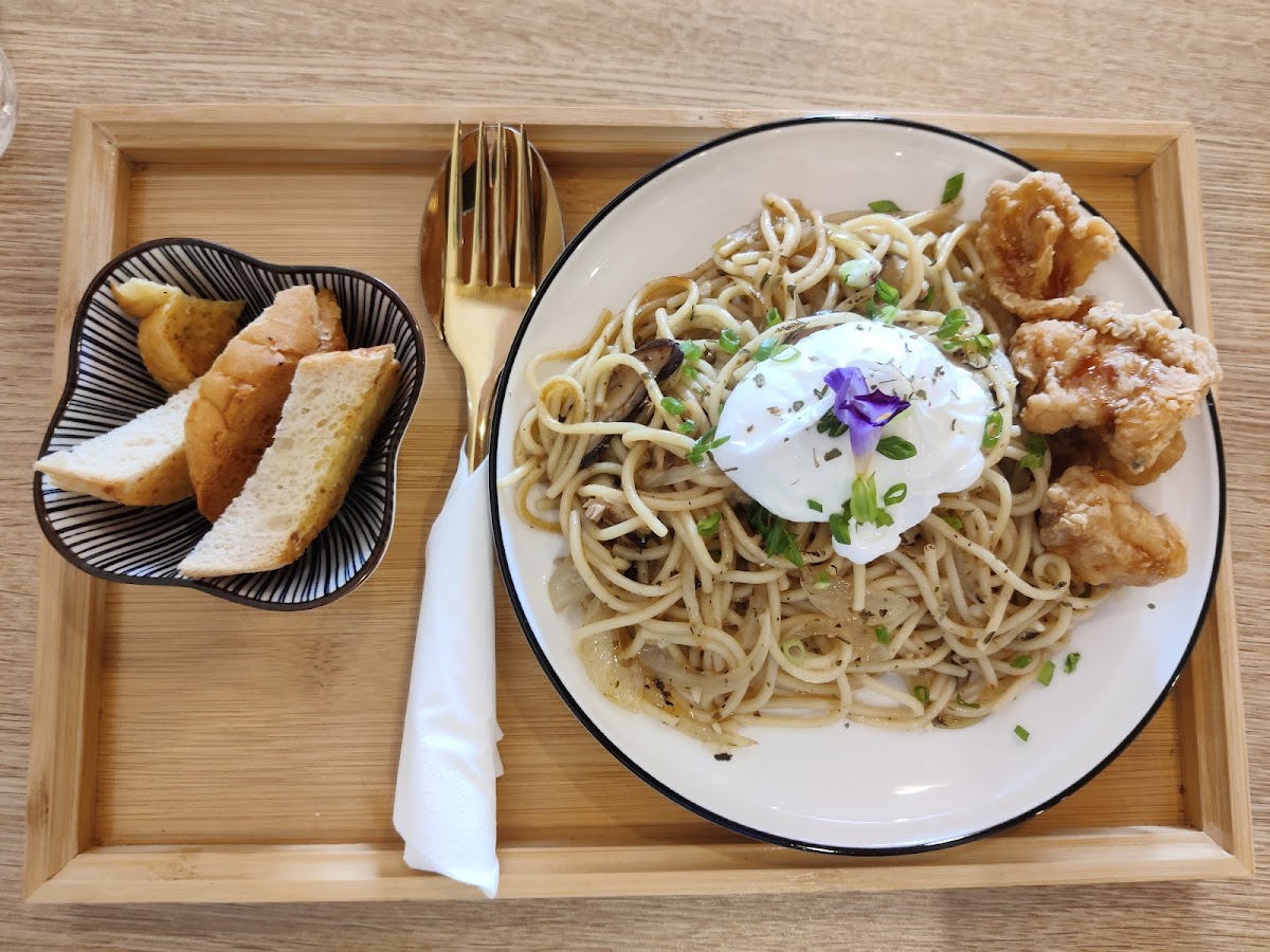 Charm Home Cafe Photo 7