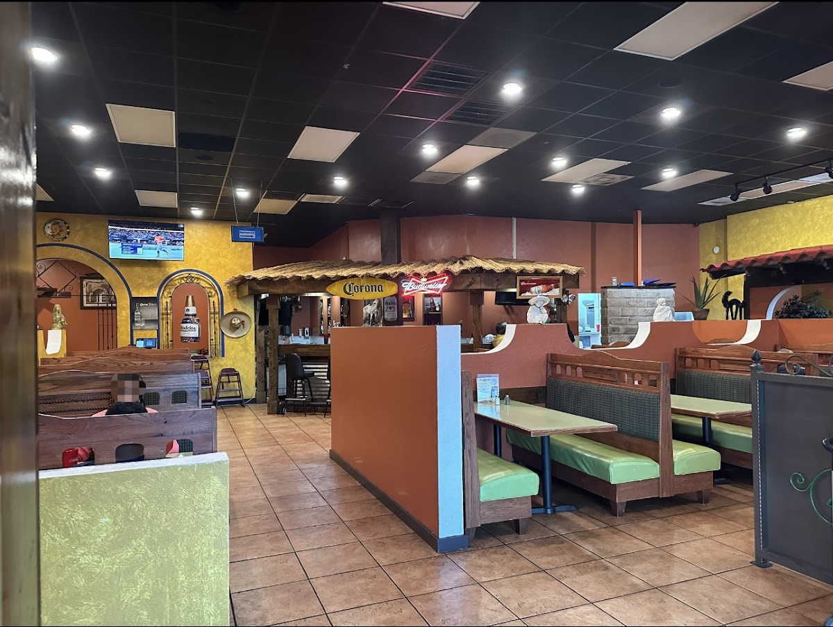 Jarocho's Mexican Bar & Grill Photo 10