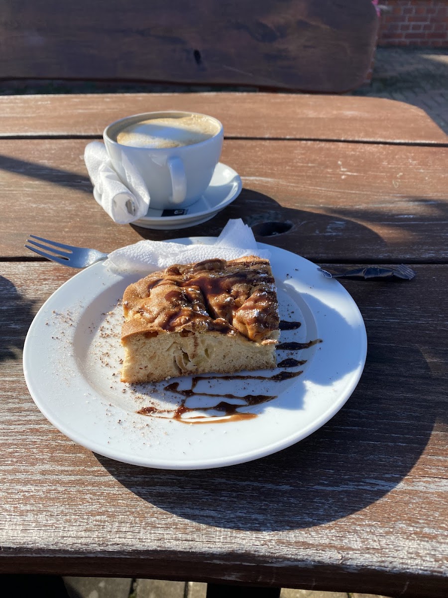 Café „Kaffee zum Glück“ Photo 10