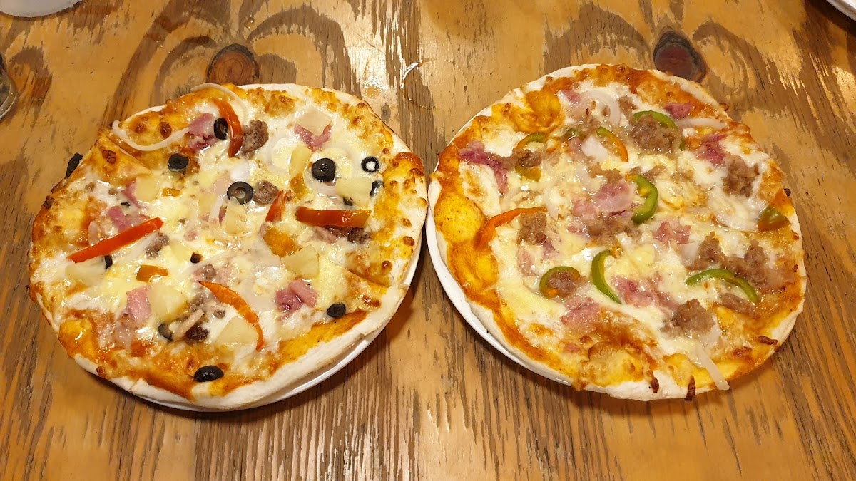 California Beach Pizza Photo 9