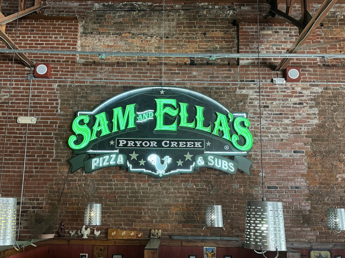 Sam & Ella's Chicken Palace