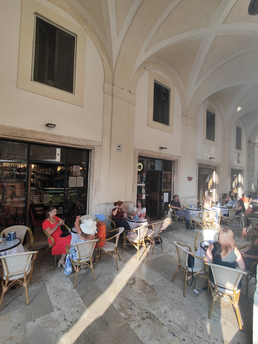 Caffè Degli Archi Photo 4