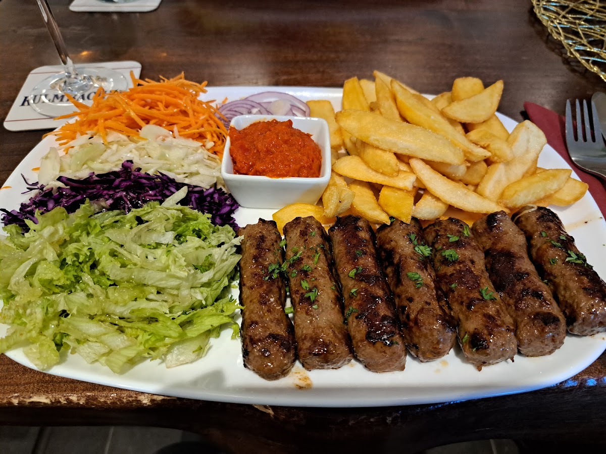 Restaurant Goldenes Fass - Ristovski Photo 4