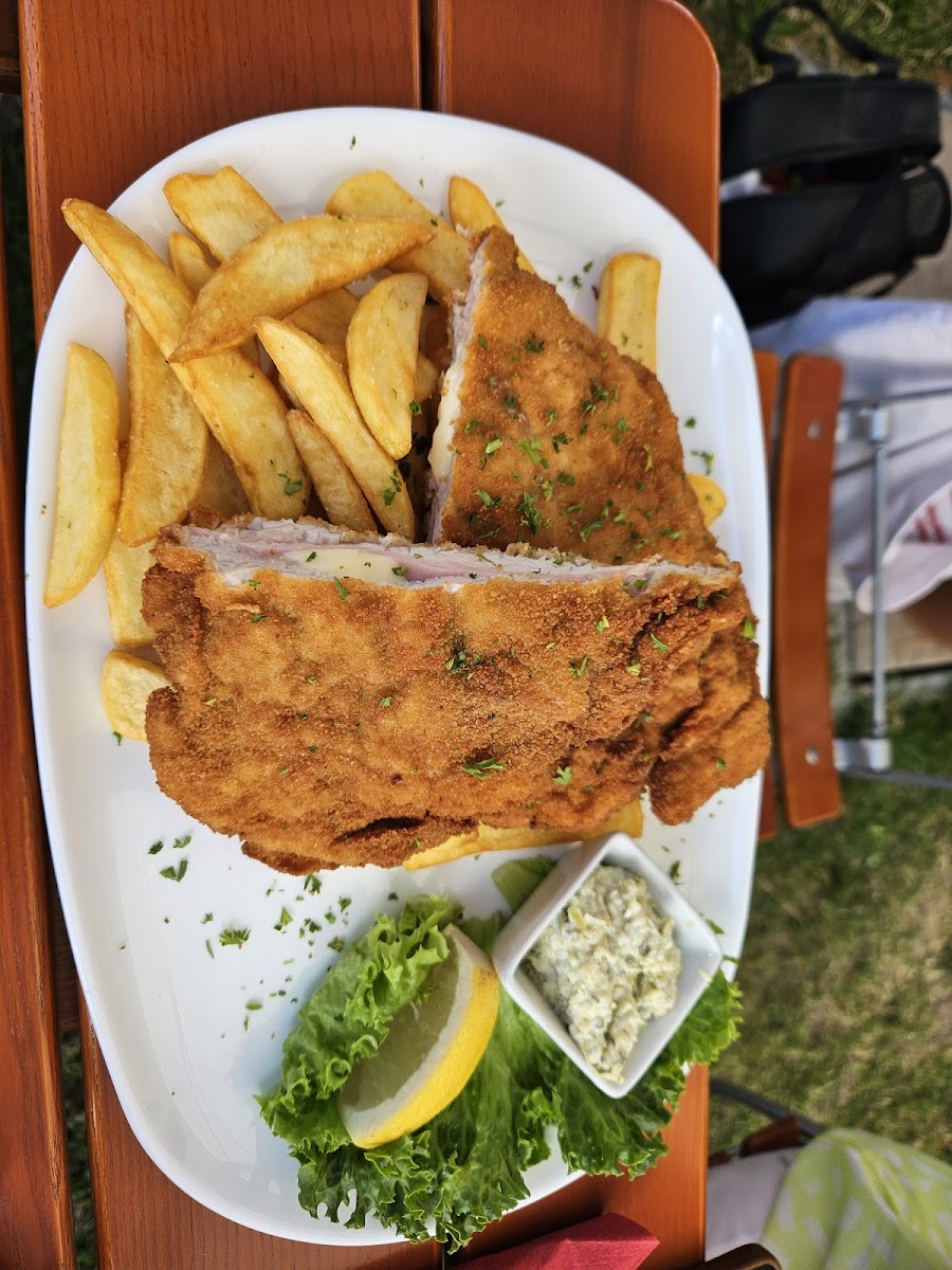Restaurant Goldenes Fass - Ristovski Photo 6