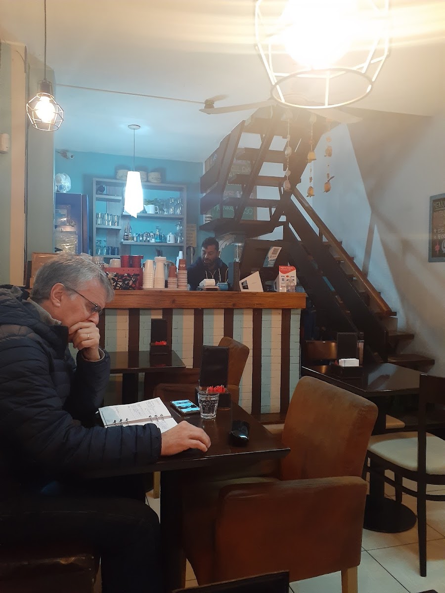 Aromas Café Photo 3