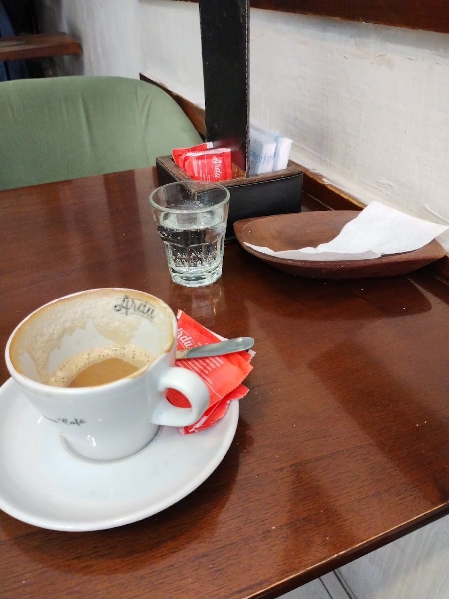 Aromas Café Photo 8
