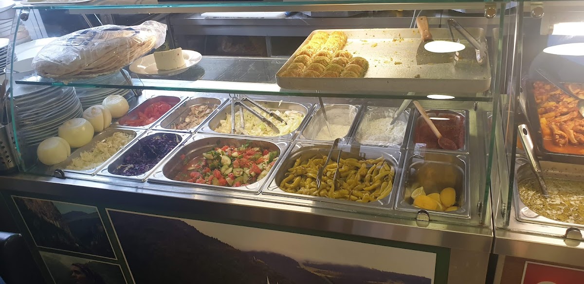 Akdeniz Döner Photo 4