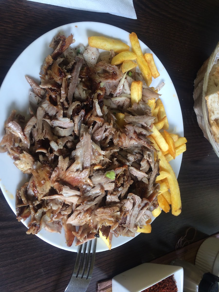 Akdeniz Döner Photo 6