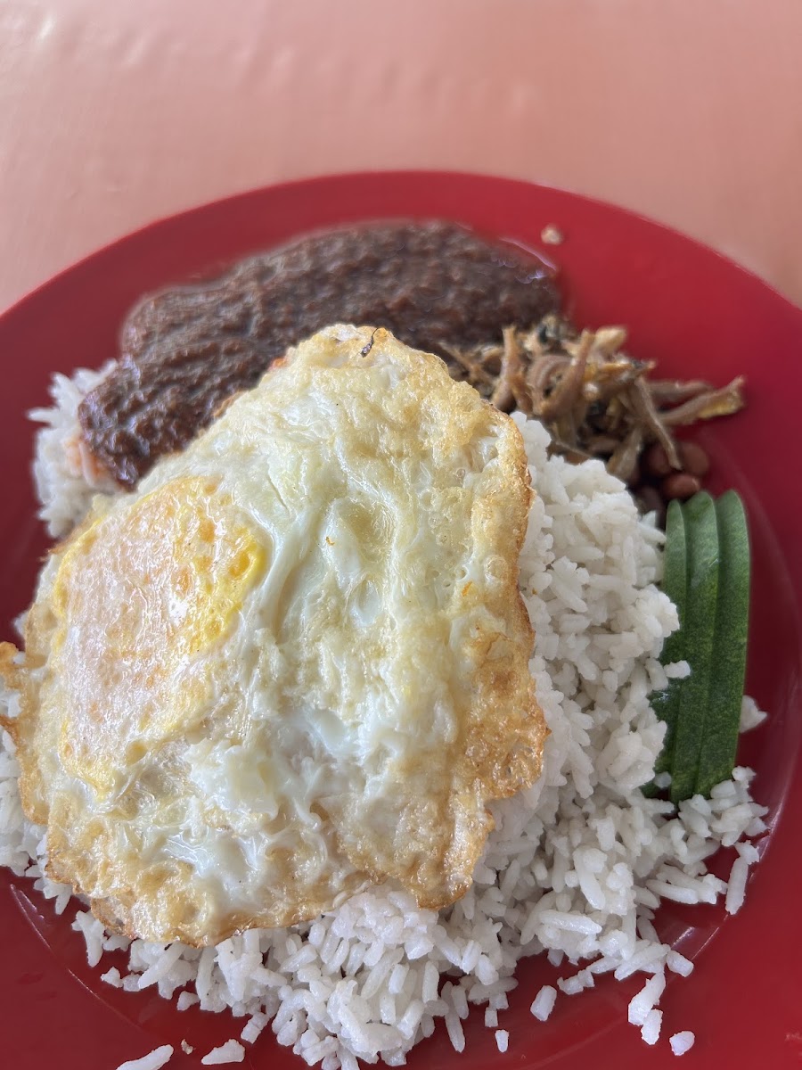 PakYob Cafe & Restoran Photo 4