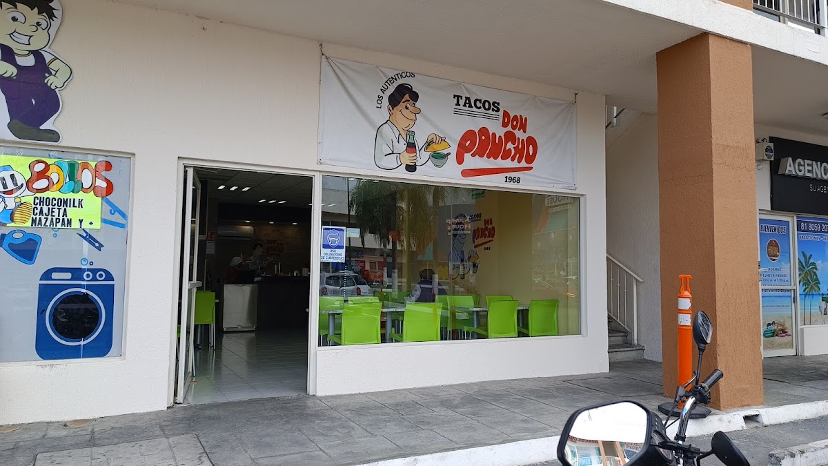 Tacos Don Pancho Plaza Santa Catarina