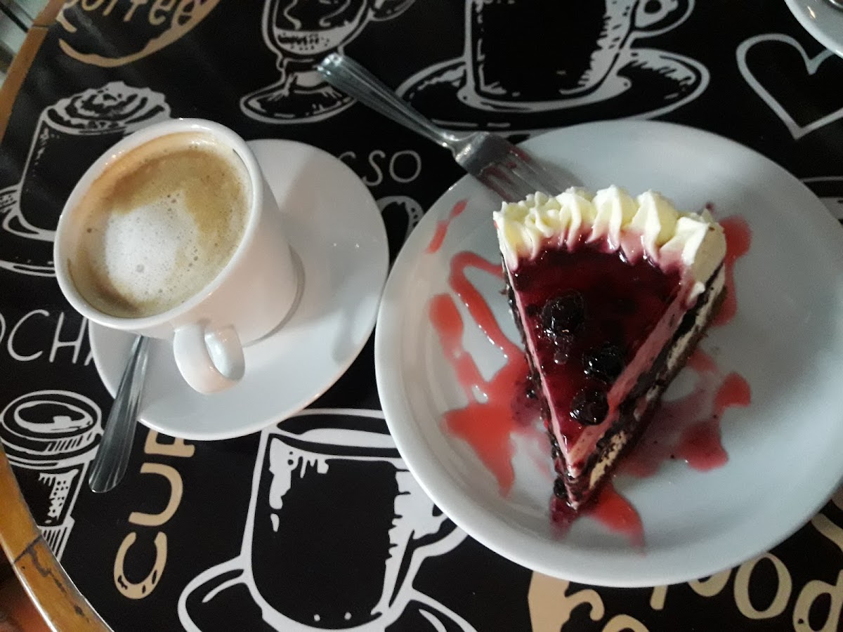 Café Besares Photo 7