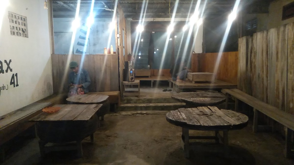 Angkringan 41 Merakyat Palu