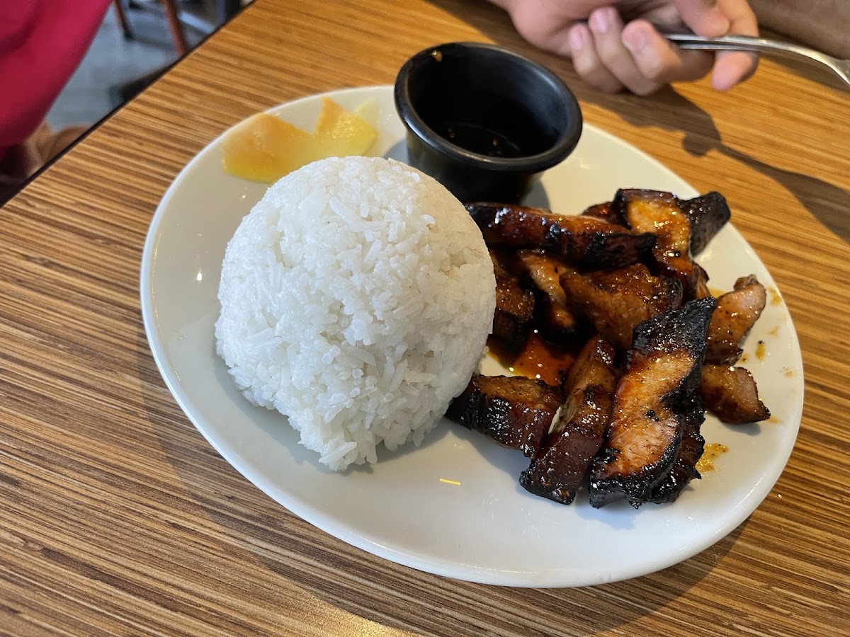 Boy Zugba Ayala Mall Centrio Photo 6